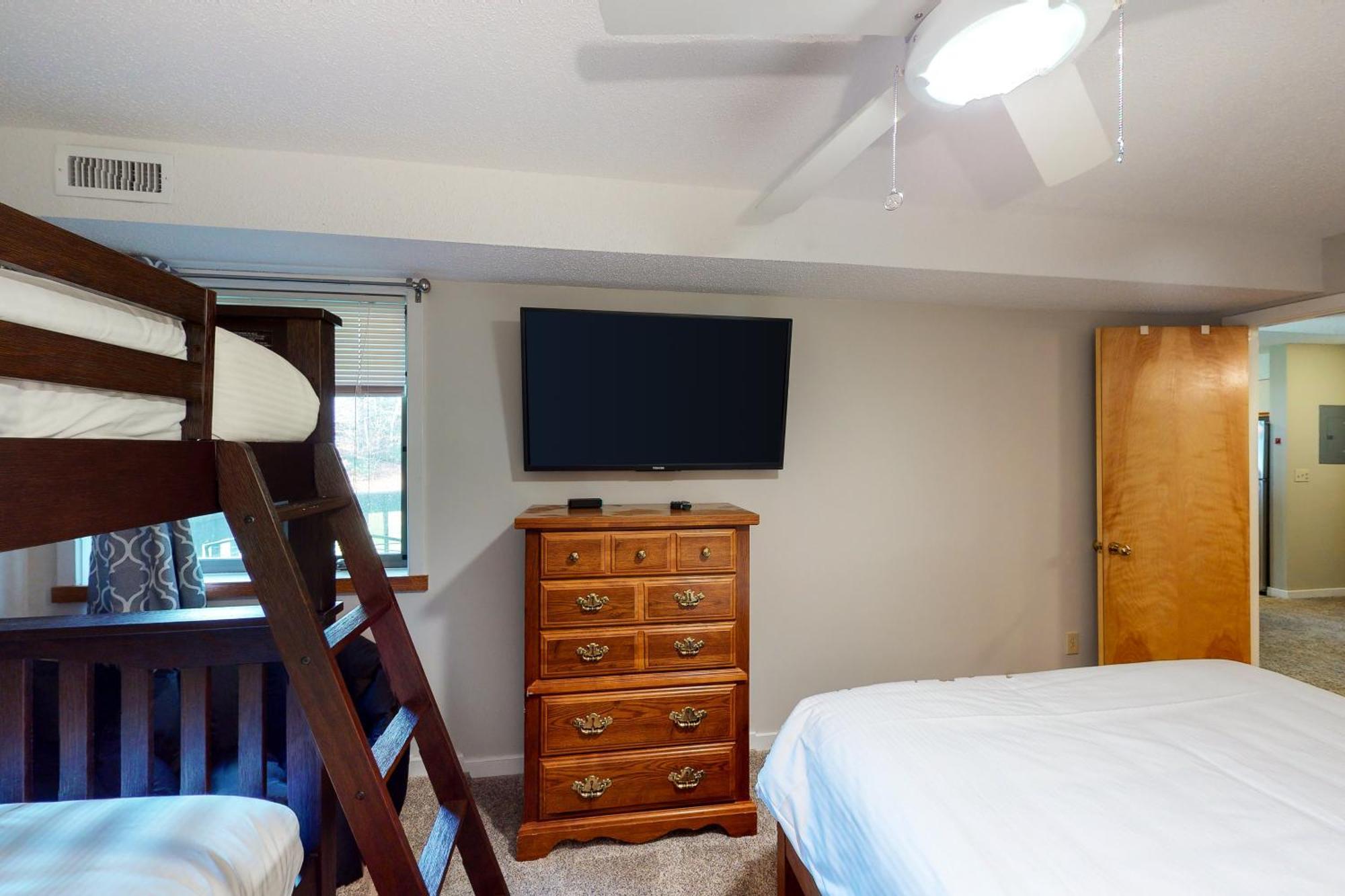 Okemo Mountain Lodge ลัดโลว์ ห้อง รูปภาพ