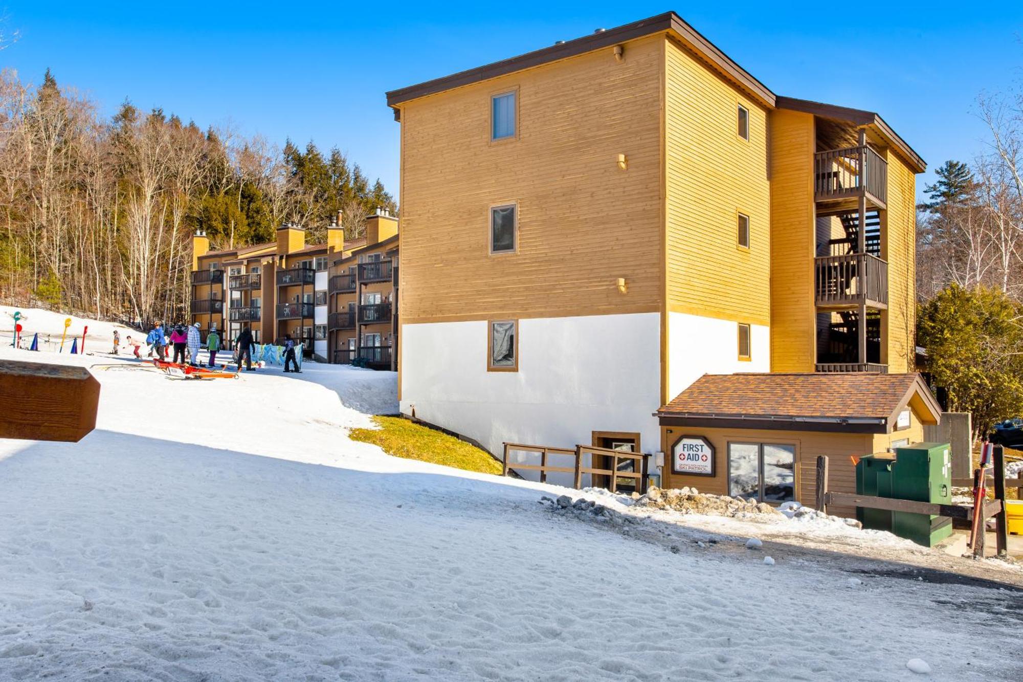 Okemo Mountain Lodge ลัดโลว์ ห้อง รูปภาพ